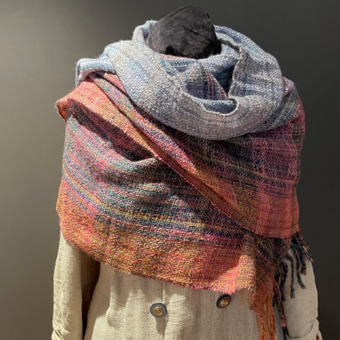 Singularitaet-Coma_-handgefertigte-Einzelstuecke_-Heidelandschaft_7