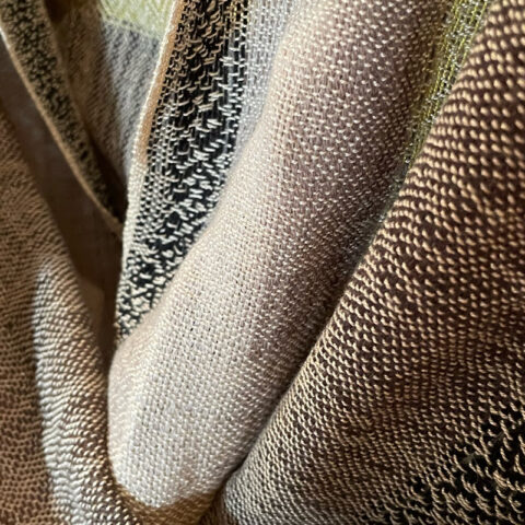 Singularitaet-Coma_Wollschal_handgewebt_Wolle_Bamboo_4-1200×800