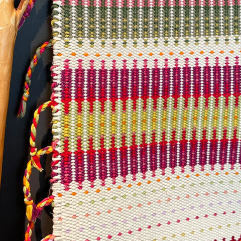 Singularitaet-Coma_handgefertigte-Einzelstuecke_Teppich_Krogbragd_4-1