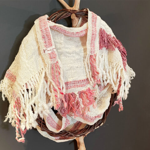 Singularität-Coma_Wolle_handgewebt_gesponnen_Feenschal-1