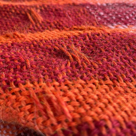 singularitaet-coma_handgefertigte-Einzelstücke_Schal_Wolle_Alpaca_Wellenschal_6