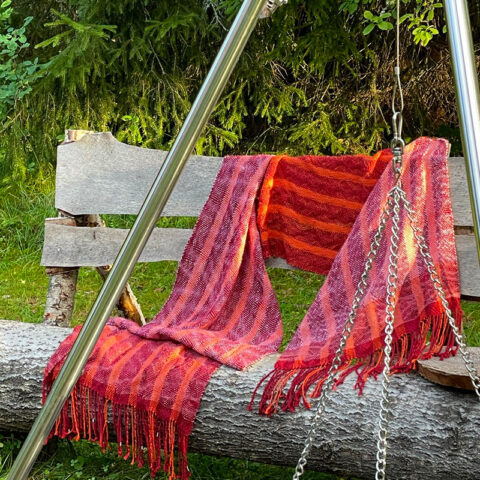 singularitaet-coma_handgefertigte-Einzelstücke_Schal_Wolle_Alpaca_Wellenschal_6