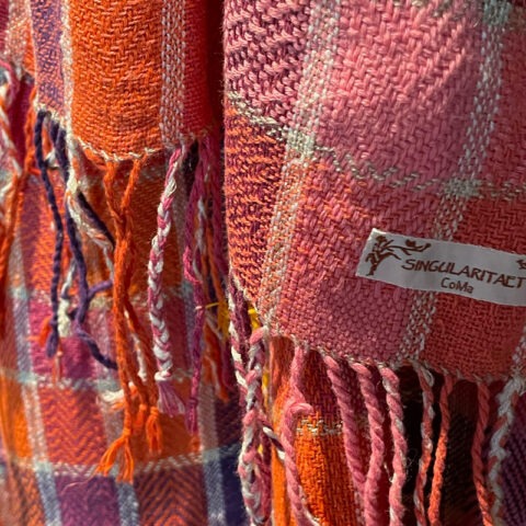 Singularitaet-Coma_handgefertigte-Einzelstuecke_-Sommertuch_kariert_Baumwolle.3