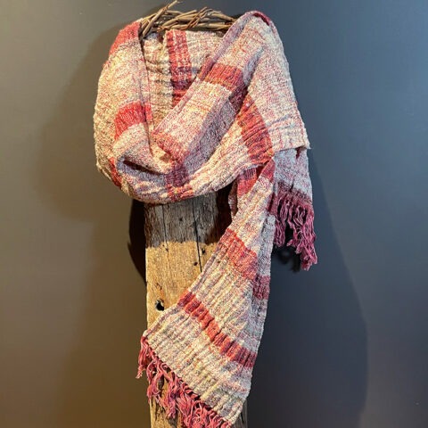 Singularitaet-Coma_handgefertigte-Einzelstücke_Schal_high-energy4