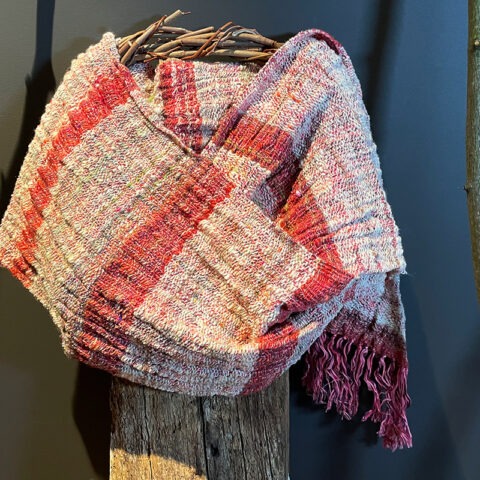 Singularitaet-Coma_handgefertigte-Einzelstücke_Schal_high-energy4