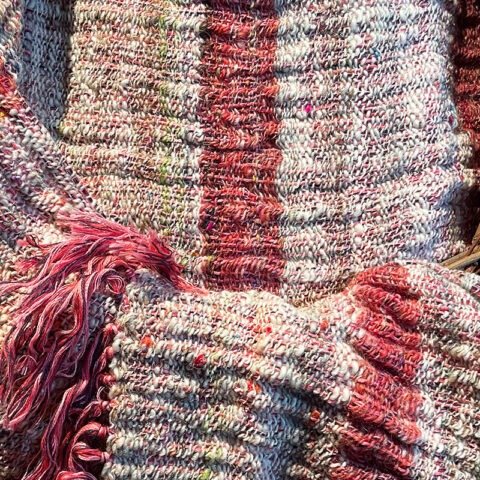 Singularitaet-Coma_handgefertigte-Einzelstücke_Schal_high-energy4