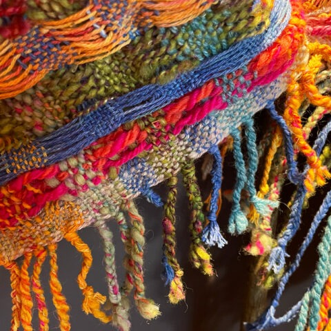 Singularitaet-Coma_handgefertigte-Einzelstuecke_schal_blumenwiese2